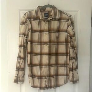 GAP Plaid Flannel Button-Up Shirt